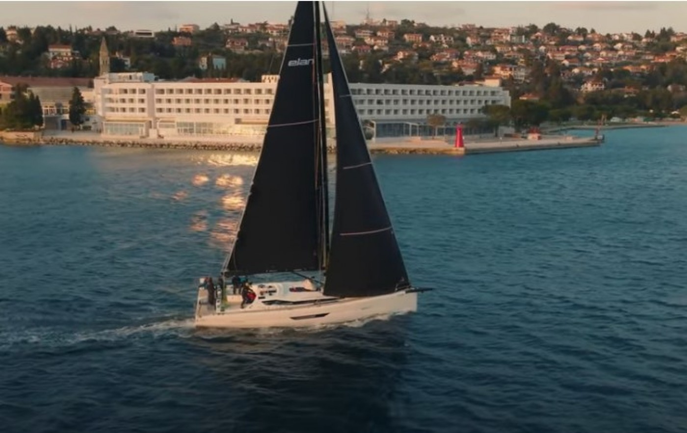 E6 screenshot sailing